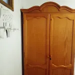 Piso bajo de 3 habitaciones y un baño