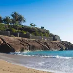 Villa Consuelo - Quiet Location Close to Resorts