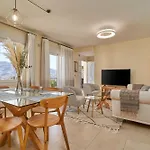 Casa Lola