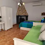 Studio Tropical