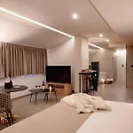 Almazara Suites