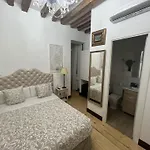 Oriente Palace Apartments