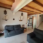 Villa Costa.