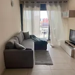 Apartamento Con Vistas Y Bien Ubicado Renovado