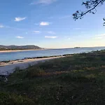 Casa Indiana En A Guarda Con Piscina