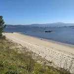 Casa Indiana En A Guarda Con Piscina