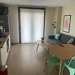 Casita Independiente Y Tres Apartamentos Con Piscina Ladeira Playa