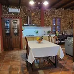La Buganvilla, Descanso Entre Olivares