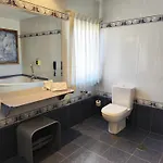 Hotel Sercotel Cuatro Postes