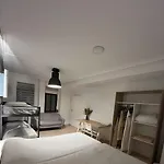 Roomin Hostel