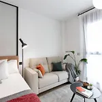 Be Casa - San Sebastian De Los Reyes