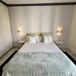 Puerto Banus. Urb Jardines del Puerto. Apartment for up to 6