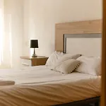 Apartamento De 2 Dormitorios Junto Al Hospital