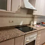 Apartamento De 2 Dormitorios Junto Al Hospital