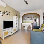 Santa Amalia 51 By Ivi Real Estate