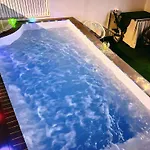 Big Villa Puerto Rico With Heated Saltwater Jacuzzi Pool & Bbq & Private Parking