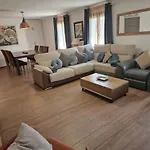 Newly Renovated Large Villa With Garden