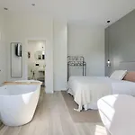 Romantic Apartment N2 Oceanografico Virkin Suites