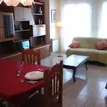 Apartament Fira