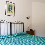 Hostal Rosales