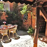 La Casa De Murias