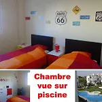 2096-Nice 2 Bedrooms Apt In Complex With Pools