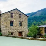 Casas Rurales Taramundi Verde