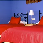 Apartamentos El Castañar