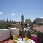 SingularStays Plaza del Mercado