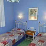 Hotel De La Val