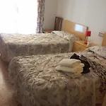 Apartamentos Montserrat
