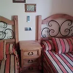 Alojamiento Turistico Rural El Yelmo