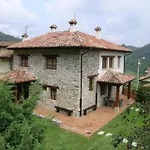 Apartamentos El Llugaron
