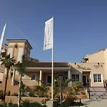 Aguilas De Los Collados