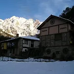 Chalet Turistico El Alamo