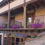 Hotel Rural El Adarve