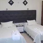 Hostal Cerezo