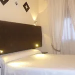 Hostal Cerezo