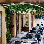Hostal Lloret