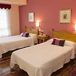 Hotel Txaraka