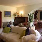Hostal Nou De Crespia