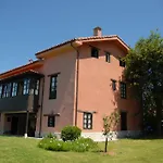 Casa Aldea Marinana