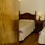 Hostal Las Coronas