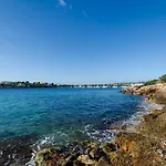 Es Port