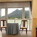 Hotel Lur Gorri