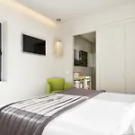 Set Terres - La Villa De Llivia - Adults Only