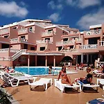 Paradise Court Aparthotel