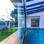 Girasol Villa Planet Costa Dorada