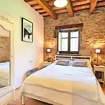 Sleep & Stay Can Campana