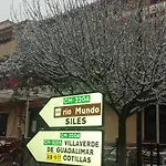 Hostal Restaurante Los Bronces